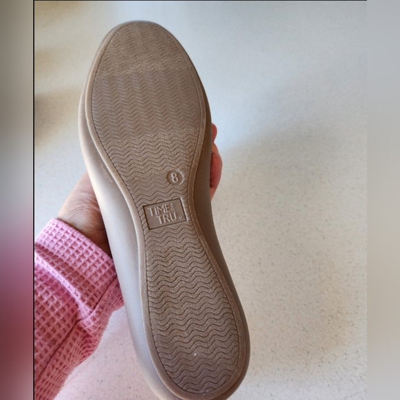 Women's Cap Toe Quilted Ballet Flats - Picture 4 of 4